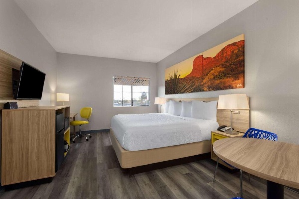 Days Inn & Suites by Wyndham Tucson/Marana image 23