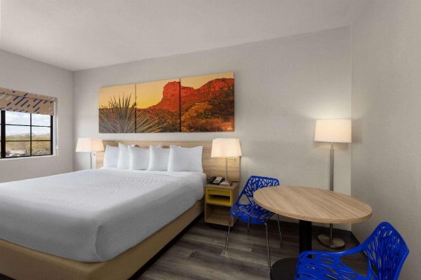Days Inn & Suites by Wyndham Tucson/Marana image 24